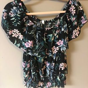 Flowy floral strapless top